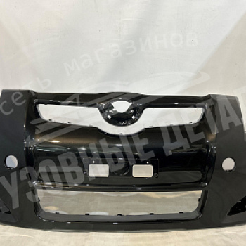 Бампер передний Toyota Auris 209 Black Metallic Черный